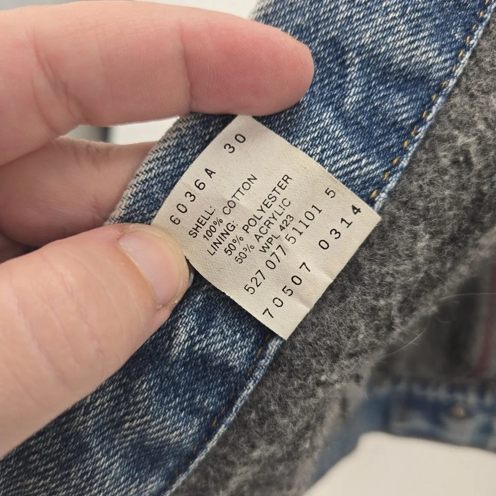 Vtg Levis Jacket Denim Trucker 80s 90s 70507-0314 USA Distressed Fade Blanket M